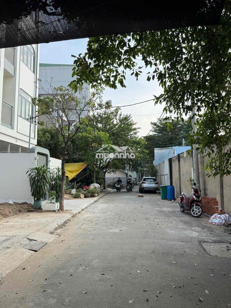 Chính chủ gửi bán căn nhà căn hộ dịch vụ dt.120m ngang 5m dài 24m gồ - 2