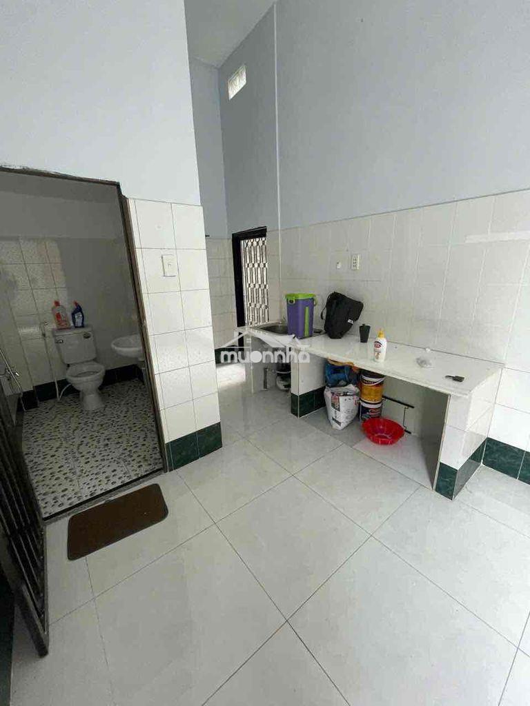 Cho thuê nhà nguyên căn(dt:6x12m)2pn2wc lạc long quân p8 tb - 2