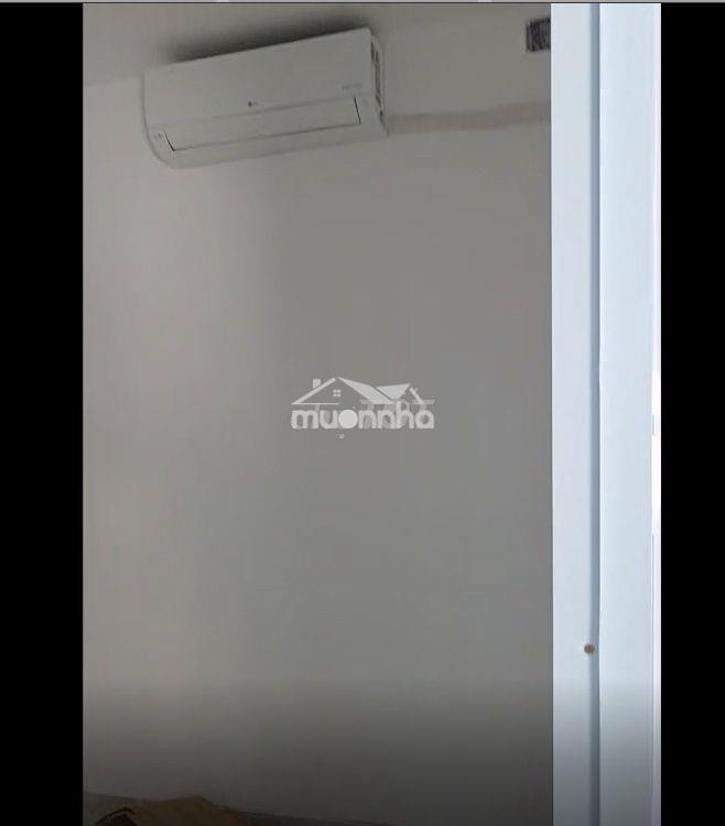 Cho thuê nguyên 1 lầu – 80m² ngay cách mạng tháng 8 - 2