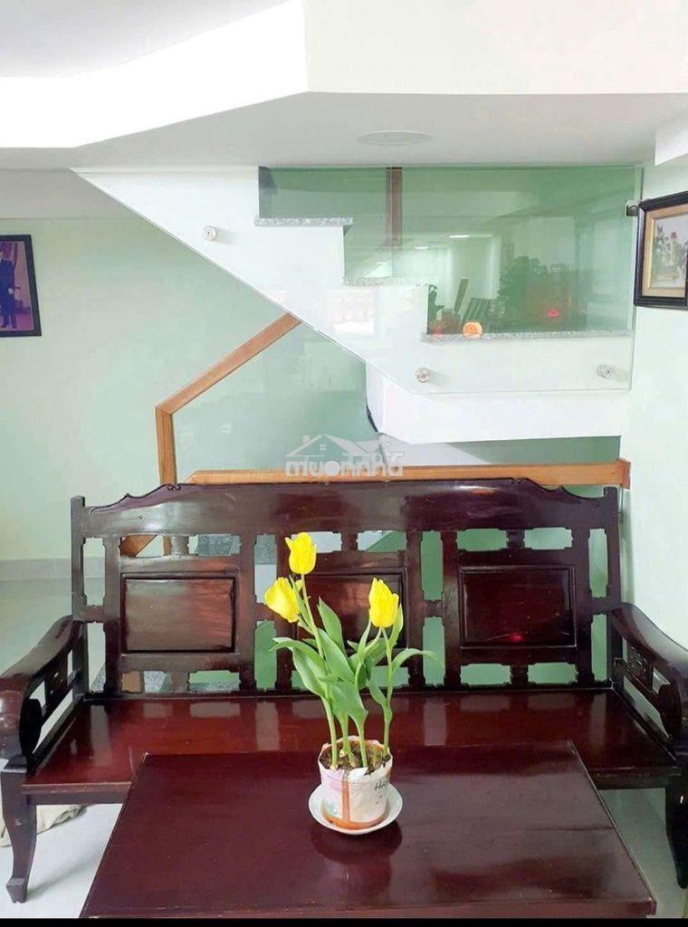 Cho thue nhà h3g, 2 xet, nguyễn đình chiểu q.3 - 4