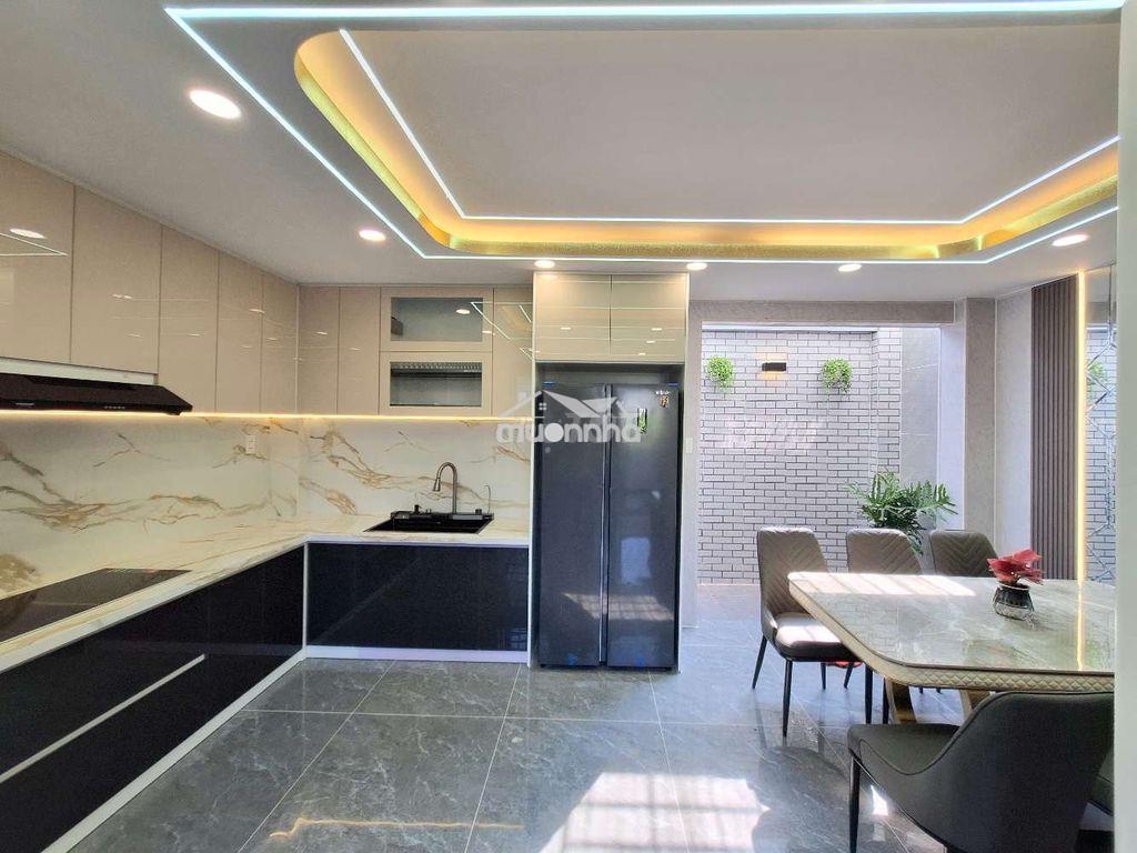 Bán nhà thạnh lộc 15 - 5.5m x 10m - 5 phòng ngủ - vị trí đắc địa - 3