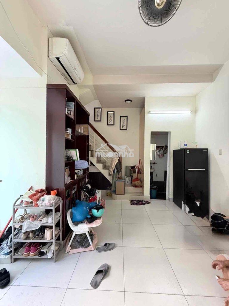 Nhà đường xô viết nghệ tĩnh 38m2 4tầng - nở hậu - hẻm xe hơi - hơn 6đ - 2