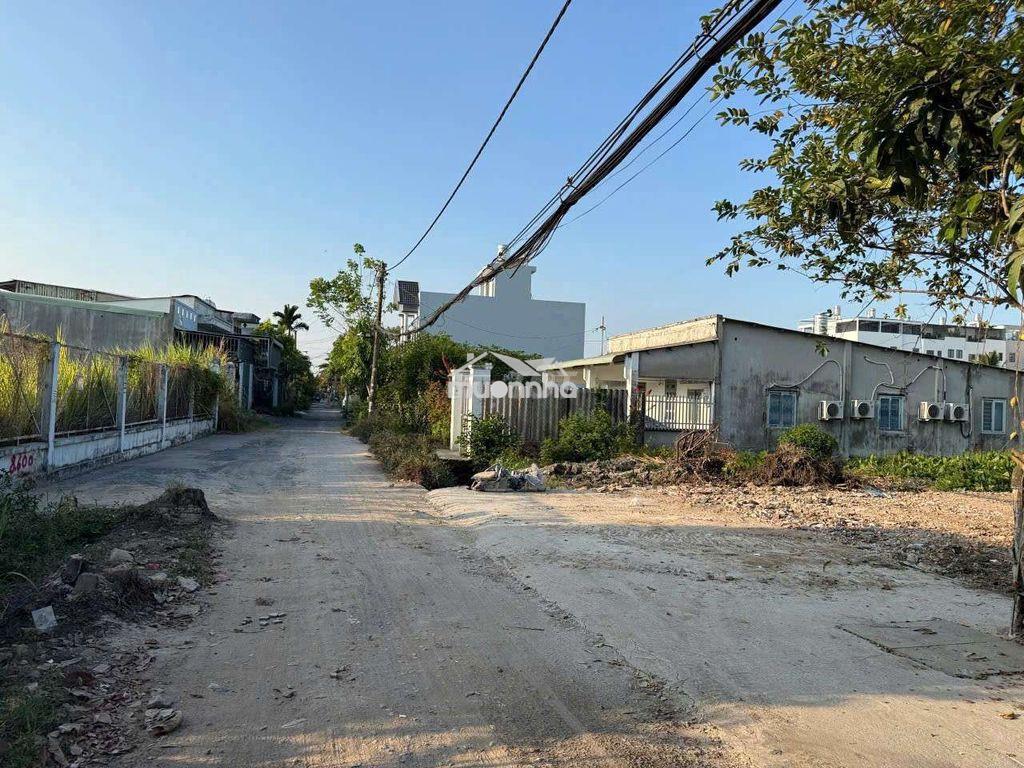 Lô đất đẹp 200m2 mt hẻm thông 7m 1/ thạnh xuân 33 - 2