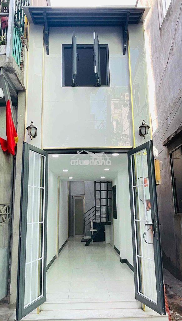Cho thuê nhà nguyên căn - ngay ga sg