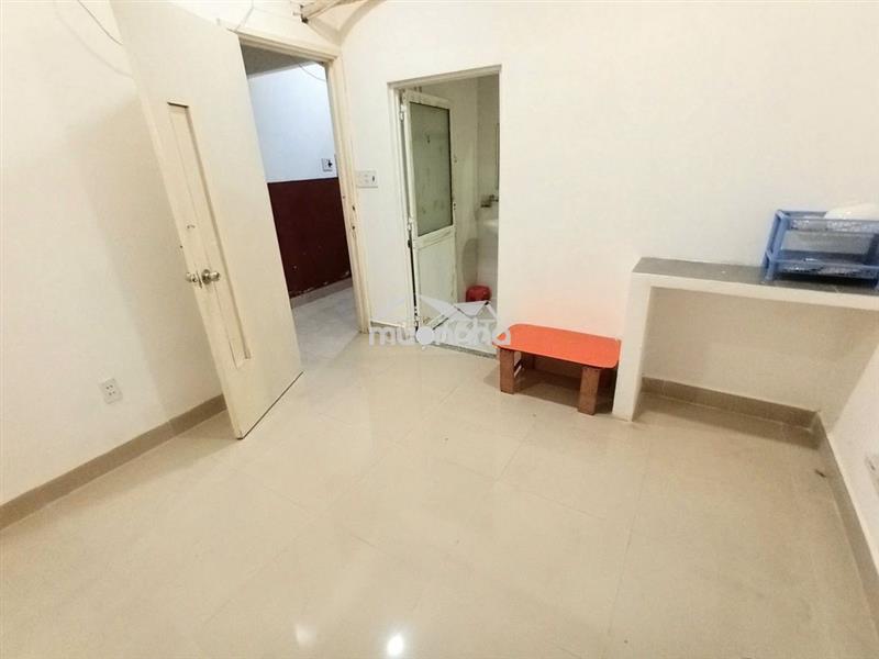 Phòng trọ 14m2  gần aeon tân phú giá 1tr8 ( phòng trống )