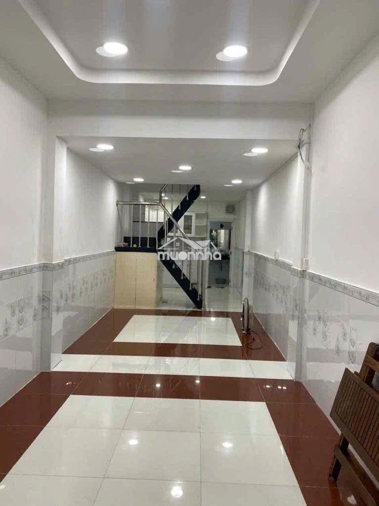 Cho thuê nhà hẻm 3,5m (xh) bến vân đồn, p.9, q.4, 14tr.