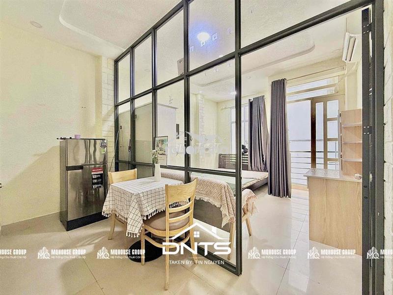 Căn hộ 40m2 ngay đh isb, chợ tân định, ban công, máy giặt riêng