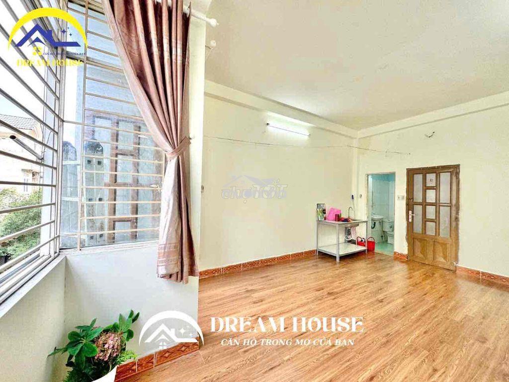 Cho thuê phòng ban công siêu thoáng sẵn nội thất ngay ngã tư bốn xa - 4