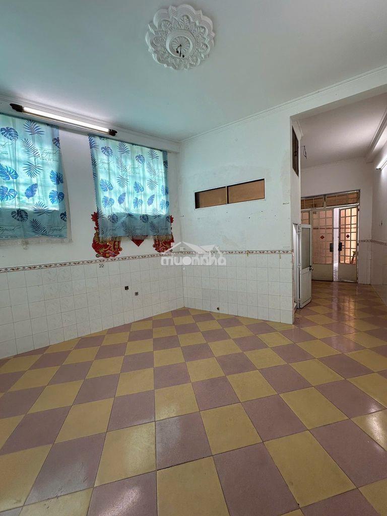 Bán nhà 2 tầng 85m2 đường hải thượng lãn ông - quận 5 - 4