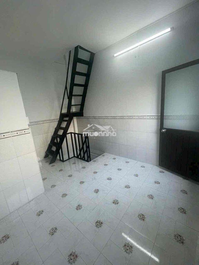 Q6 5tr 2pn 3wc - 2