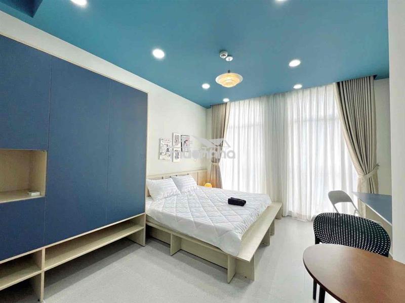 Cho thuê studio cửa sổ to — bao rộng — thoáng — tại trung tâm quận 3