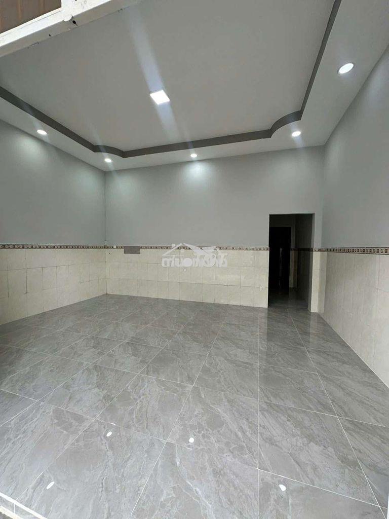 Cho thuê nhà nguyên căn gần chợ thủ đức 4pn dtsd 200m2 giá chỉ 12tr. - 2