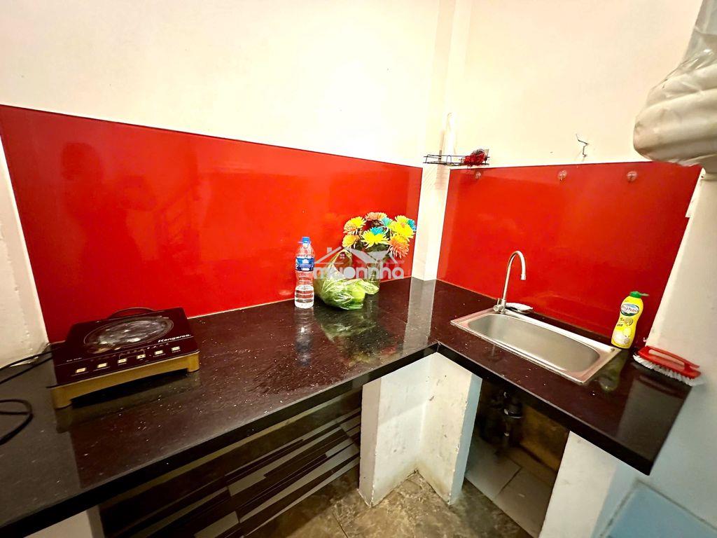 Nhà nguyên căn 2pn-4wc ngay cầu calmette -q1 (ngay nguyễn công trứ) - 3