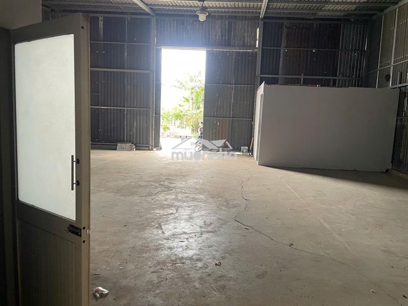 Cho thuê kho ngô chí quốc, 10x20m, giá 12tr