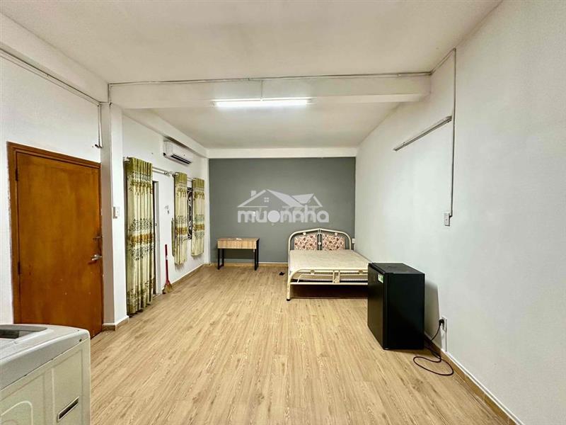 Rẻ - phòng lớn full nt - cộng hoà - trường chinh - giá 4tr5