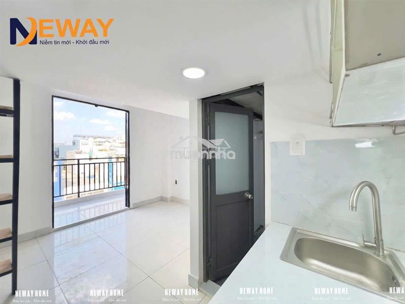 Gác mới xây thang máy mặt tiền đường ở được 3-4 người 3 xe