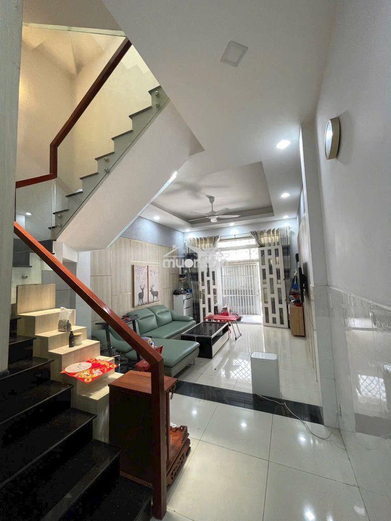 Thuê nhà 3 tầng full nội thấtl 3pn hẻm xe hơi - 2