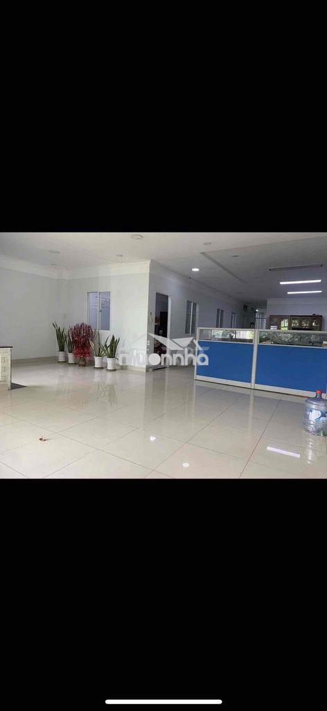 Toà nhà văn phòng đường b2, 8x25, 2 lầu,