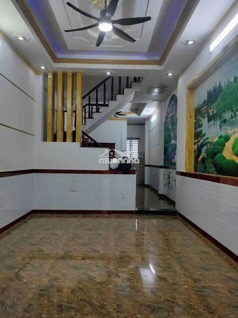 Cho thuê nhà có sân xe hơi gần chiêu liêu, thông dụng, visip 1 - 3