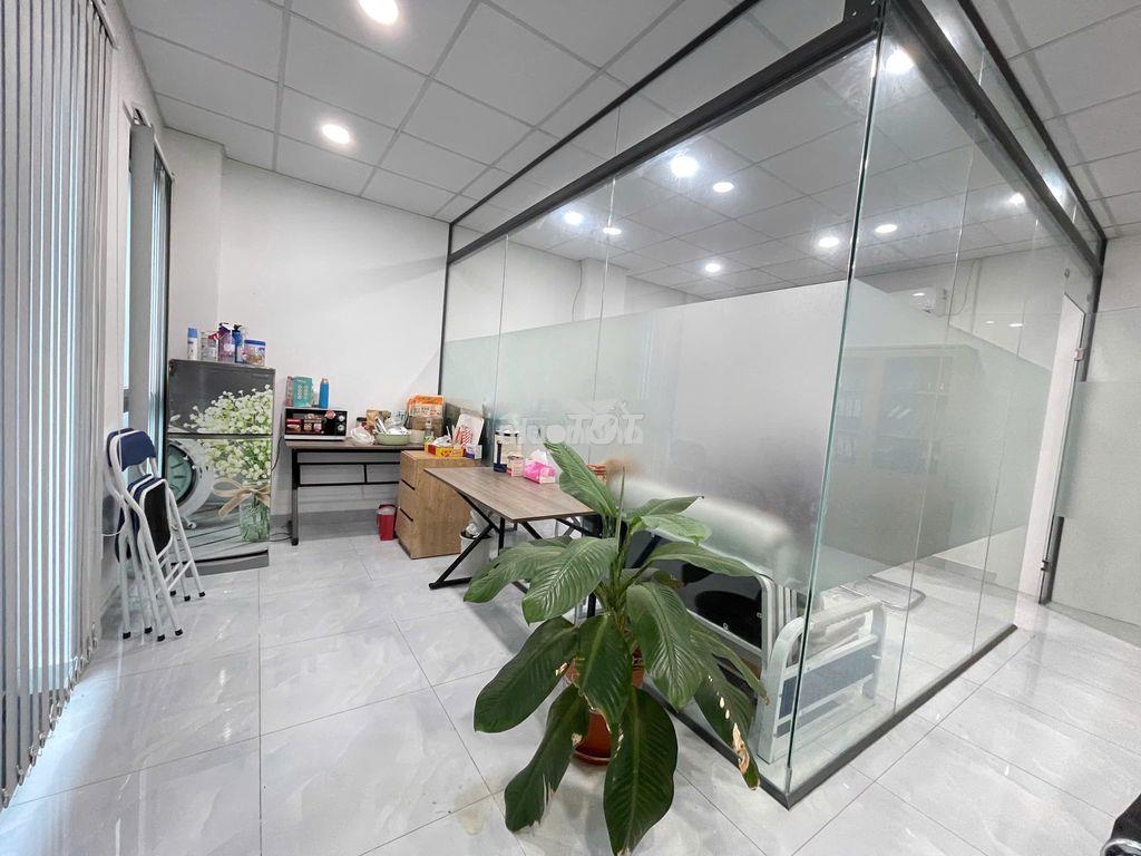 Cho thuê văn phòng vạn phúc như hình giá 8tr - 2