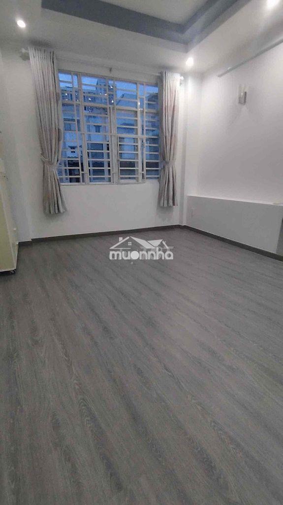 Chính chủ cho thuê nhà mới nguyên căn tt quận 1 - trần hưng đạo