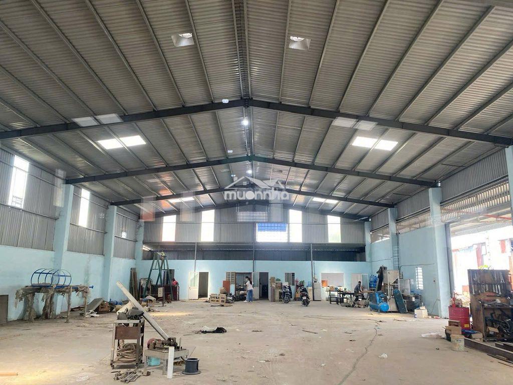 Cho thuê xưởng 700m2 vừa hết hợp đồng tại đường hà huy giáp  - 2