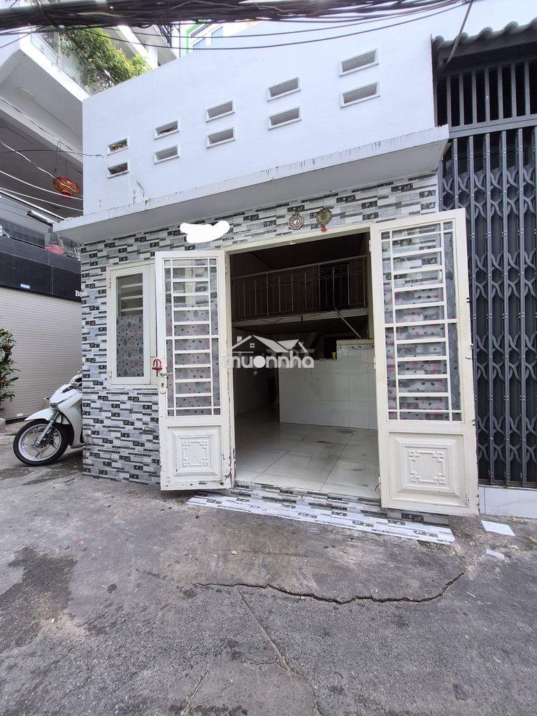 Chính chủ- nhà q4- hẻm 4m- 23m2 - 2 tầng- chỉ 3 tỷ nhỉnh - 2