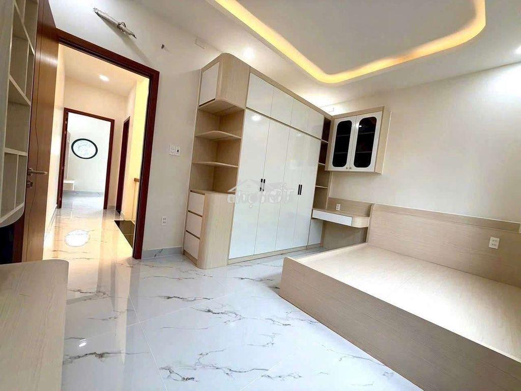 Nhà mới 3 tầng vừa giảm, mua có lời - 4,4 x 13,7 - gần vinhome - 4