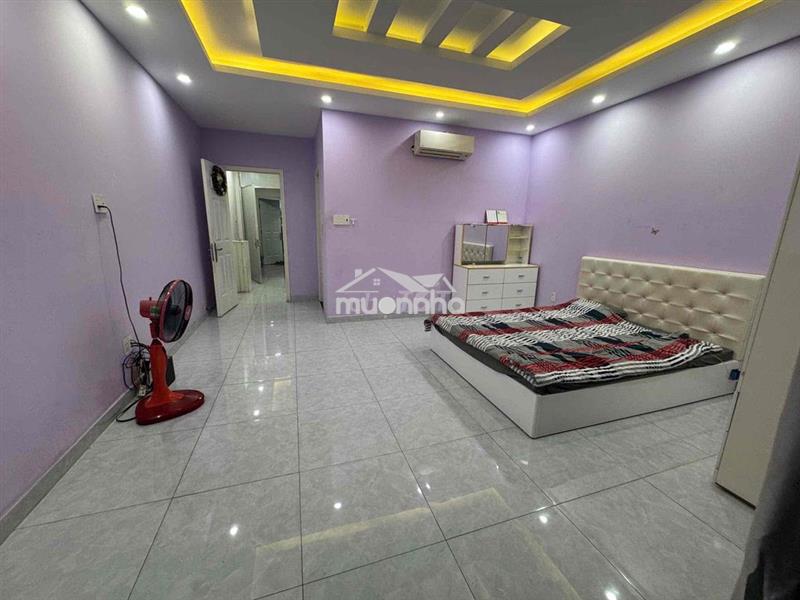 Căn hộ studio ban công 50m2 q7 giá 5tr8 - đối diện siêu thị vincomrt