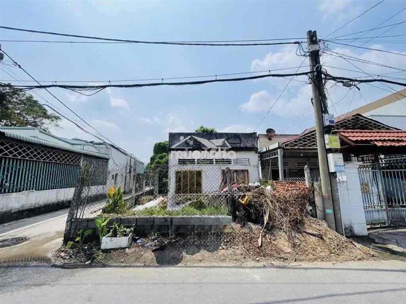 Bán đất tặng nhà 720tr , 210m2  thị trấn củ chi  , sổ hồng riêng