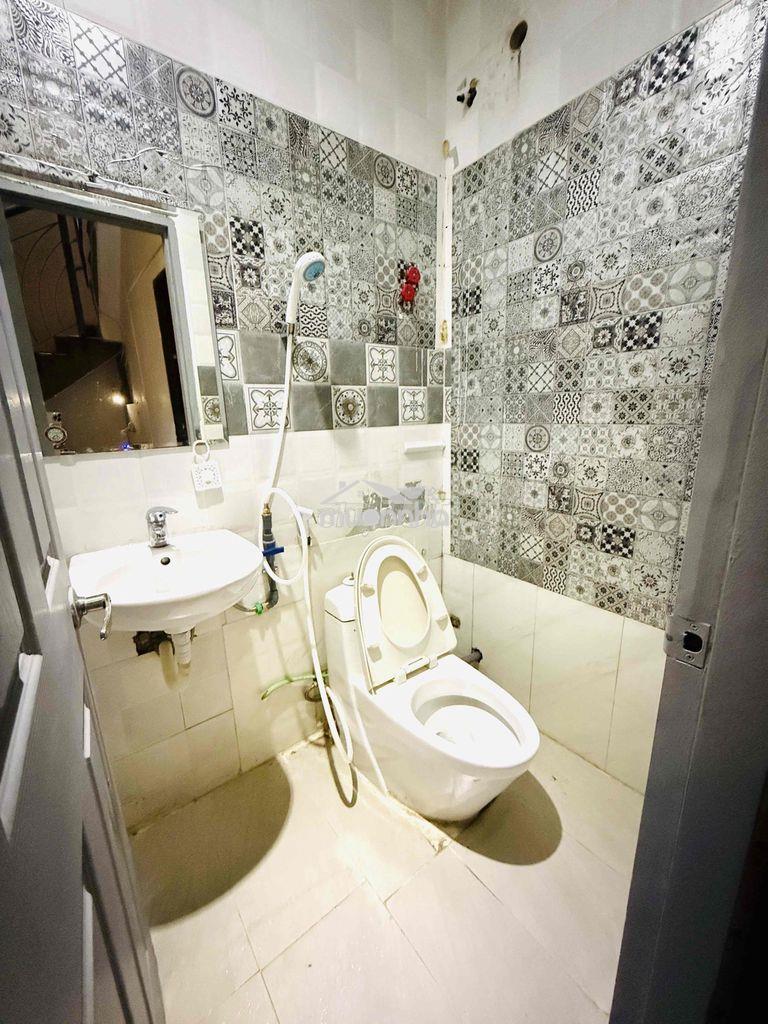 Phòng cho thuê - sát trường đh tôn đức thắng - 3