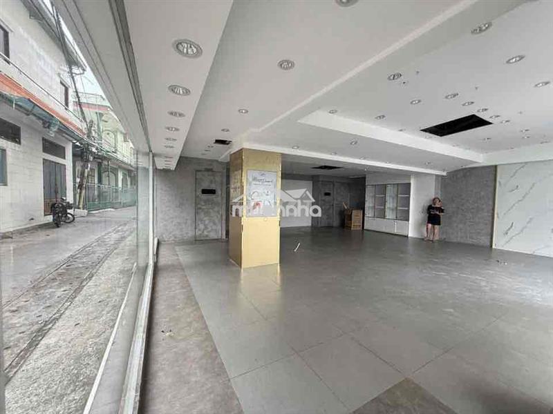 Cho thuê mặt bằng kinh doanh ngay ngã 6 thủ dầu một - diện tích : 9×