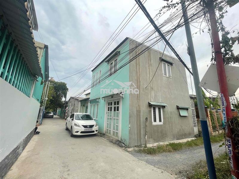 Bán nhà lái thiêu  lầu trệt hẽm xe hơi 2ty3