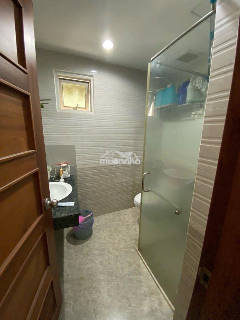 Bán nhanh căn hộ 2pn dt 100m2 hướng đông nam tại new saigon - hagl3 - 3