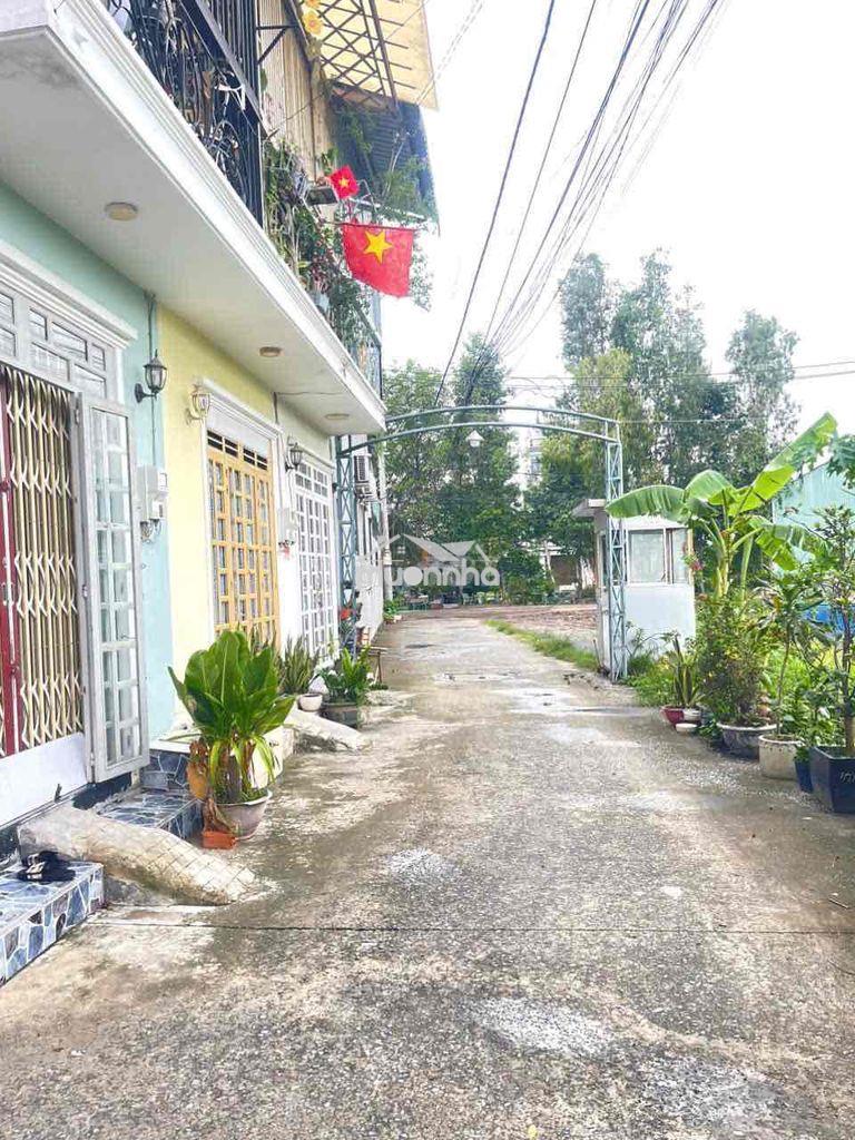 Bán nhà đường hà huy giáp, hẻm xe hơi, dt 3x10m
