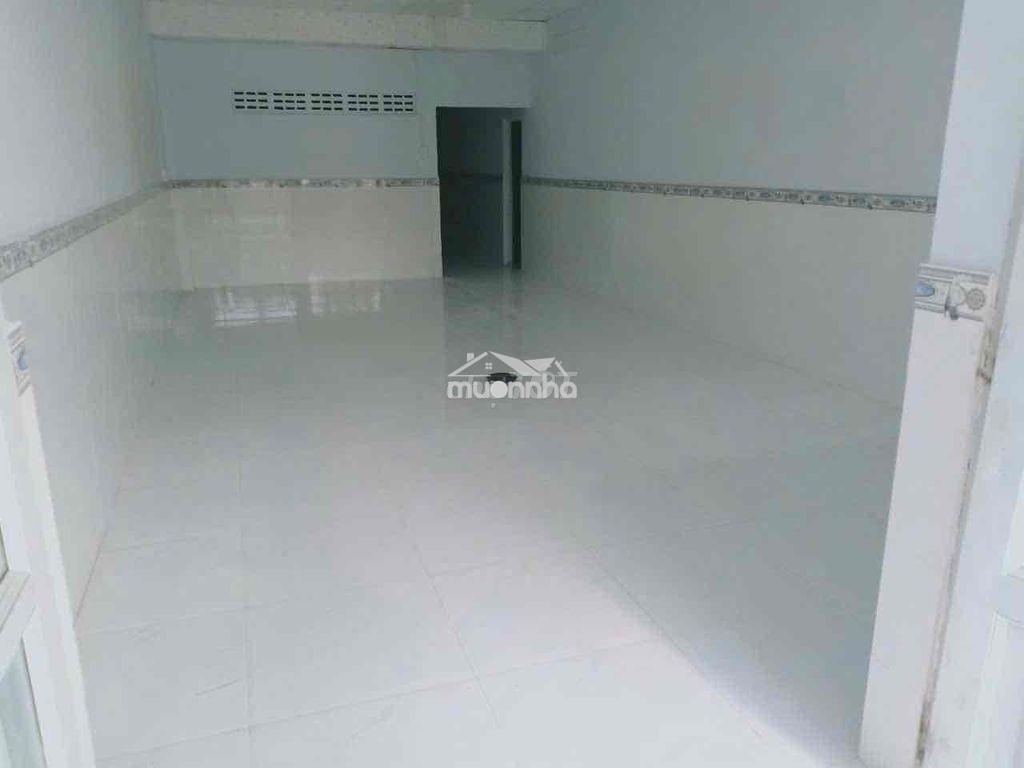 Cho thuê nhà cấp 4, 5x24m, 2pn, đường xe tải thông, nvq, đht, q12 - 3