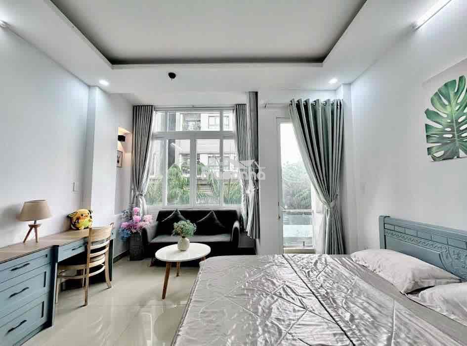Căn hộ ban công 35m2 ngã tư hàng xanh gần hutech, ngoại thương - 2