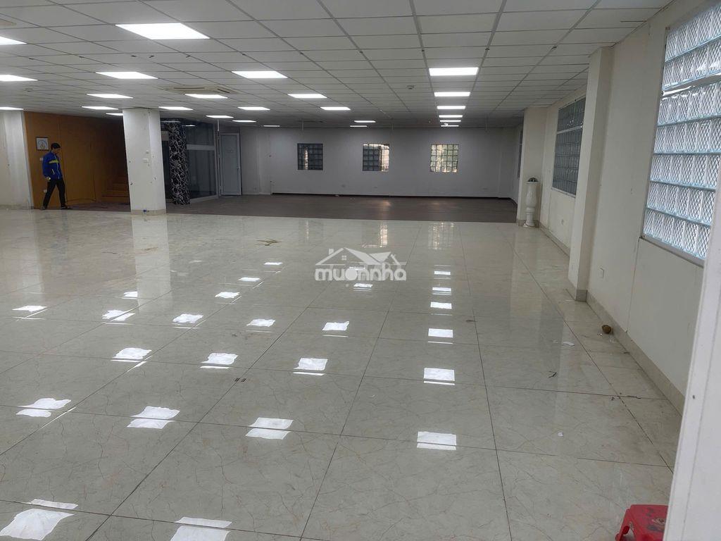 Cho thuê văn phòng 320m2 tại vũ tông phan - 4