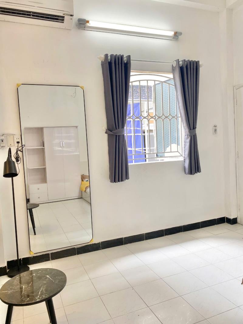Trống sẵn căn 1pn 50m² nguyễn đình chính – phòng rộng, cửa sổ – ở liền - 2