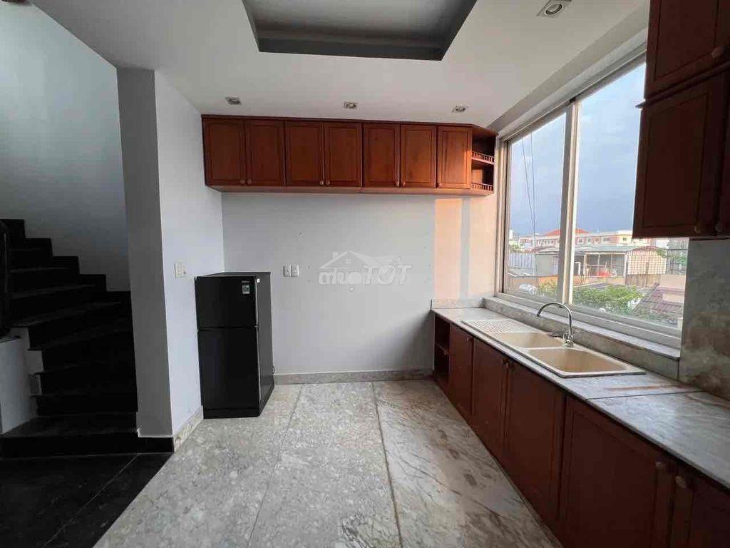 Nguyên căn mt hoàng sa làm văn phòng cty, kinh doanh, chdv - 2