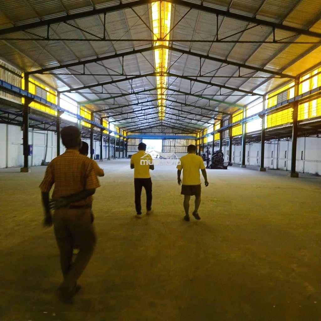 Cho thuê nhà xưởng trần đại nghĩa bình tân, 10.000m2, giá 200tr/tháng - 2