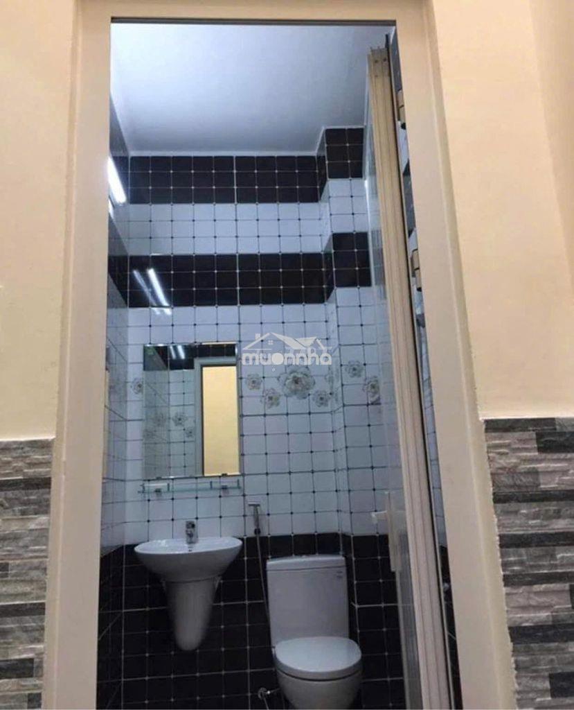 Nhà 2 tầng, hẻm tây hòa, hơn 5 tỷ, gần metro p. phước long a, hcm - Ảnh 2