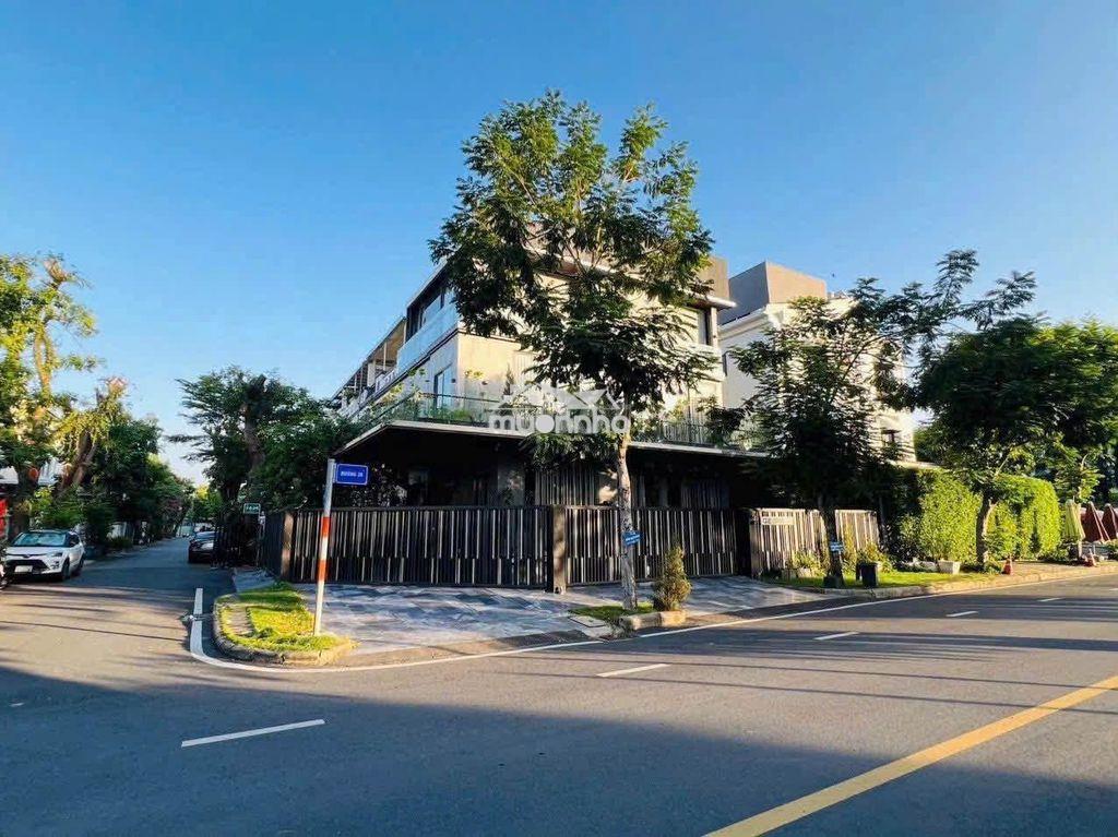 🏡 Cho thuê biệt thự góc 2 mặt tiền đường nguyễn thị thập, quận 7 - 2