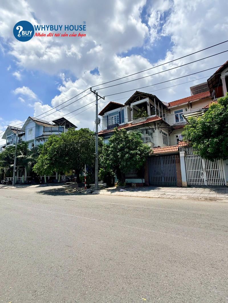 Bán biệt thự kdc an sương 7x15m 3 lầu, mặt tiền đường 20m, vị trí đông dân cư lưu thông.  - Ảnh 2