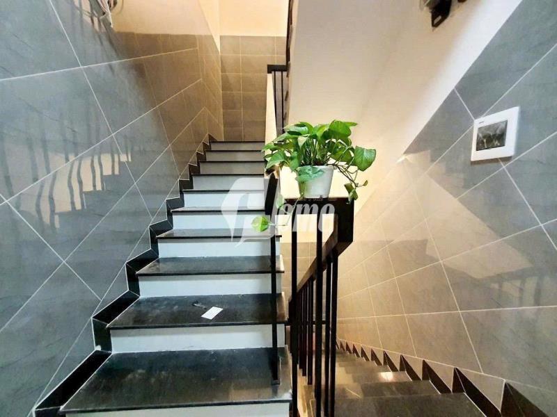 Full nội thất, hành lang rộng thoáng, bảo vệ 24/7; gần hutech, thương mại, giao thông vận tải, uef,..sát q1, thủ đức,.. - Ảnh 2
