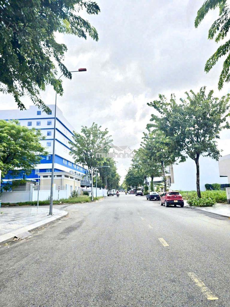 Đất nền giá đầu tư kđt vạn phúc city ,sổ hồng công chứng ngay.