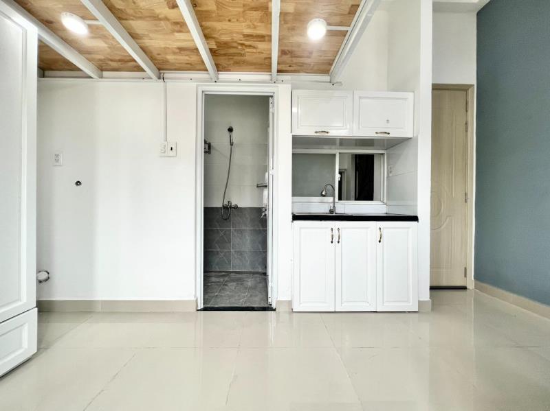 Gác lửng ban công thoáng gần đh văn hiến tân phú - Ảnh 4