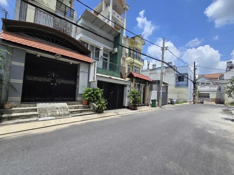 Bán nhà 3 tầng mặt tiền thạnh xuân 38, thông đường bờ kênh hà huy giáp - Ảnh 3