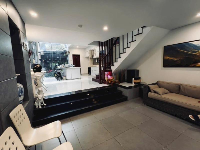 Hiếm ! nhà 4 tầng hxh phổ quang,sau cc bonita,96m2,ngang 5m,sổ vuông - Ảnh 2