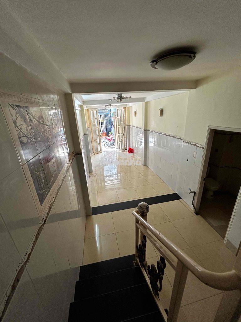 Nhà rộng hxh trần xuân soạn 2 lầu 2pn2wc - Ảnh 2